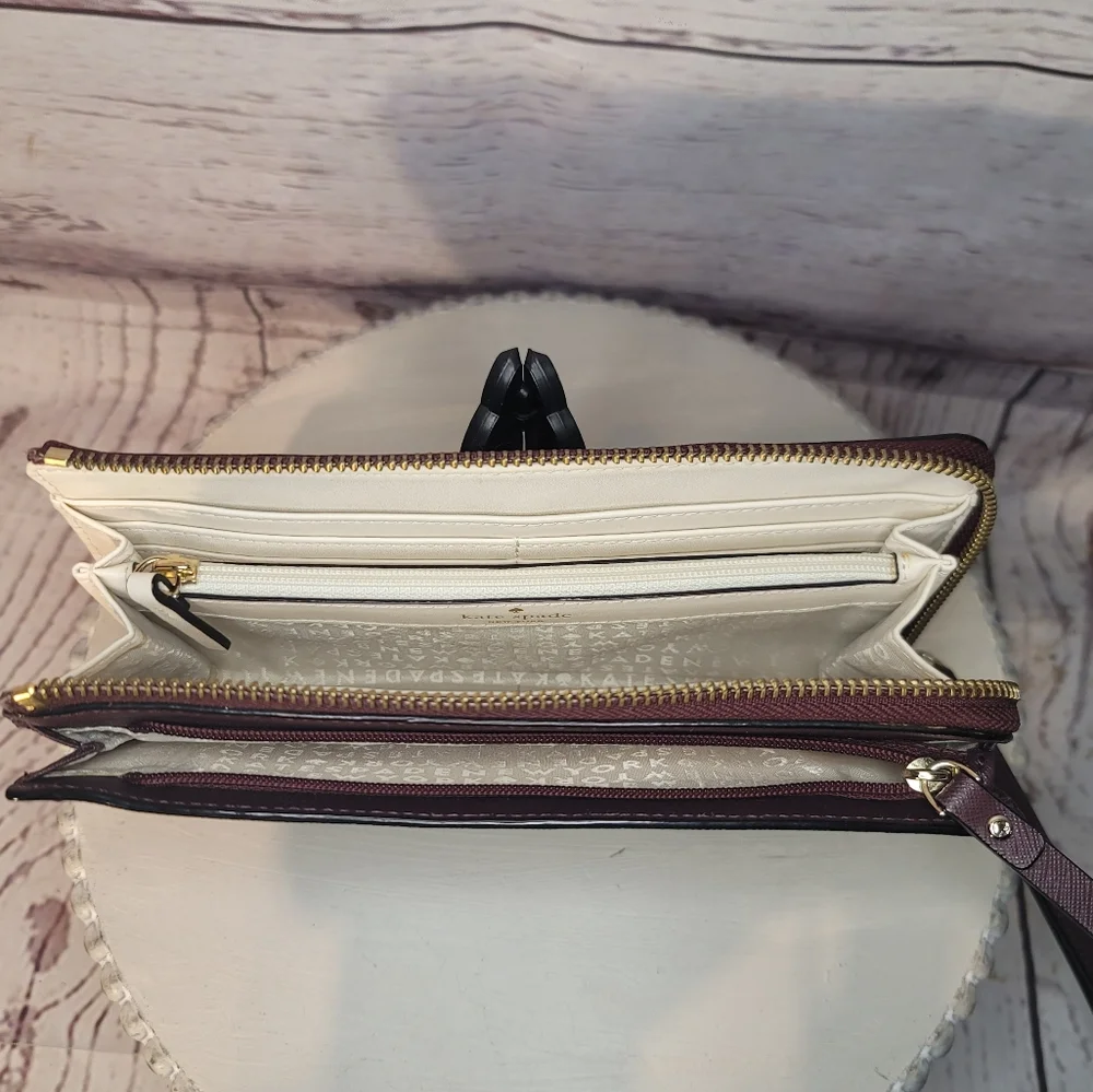 NWOT Kate Spade Schuyler Burgundy Large Continental Wallet Wristlet